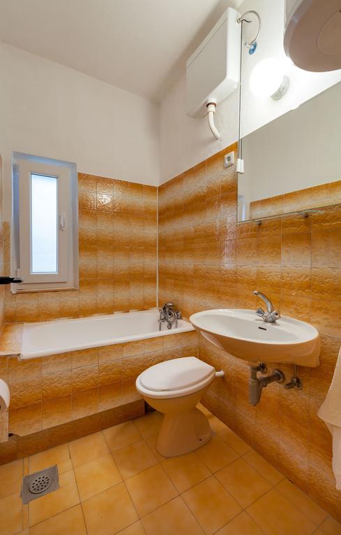 Apartments Nena Pisak Zewnętrze zdjęcie